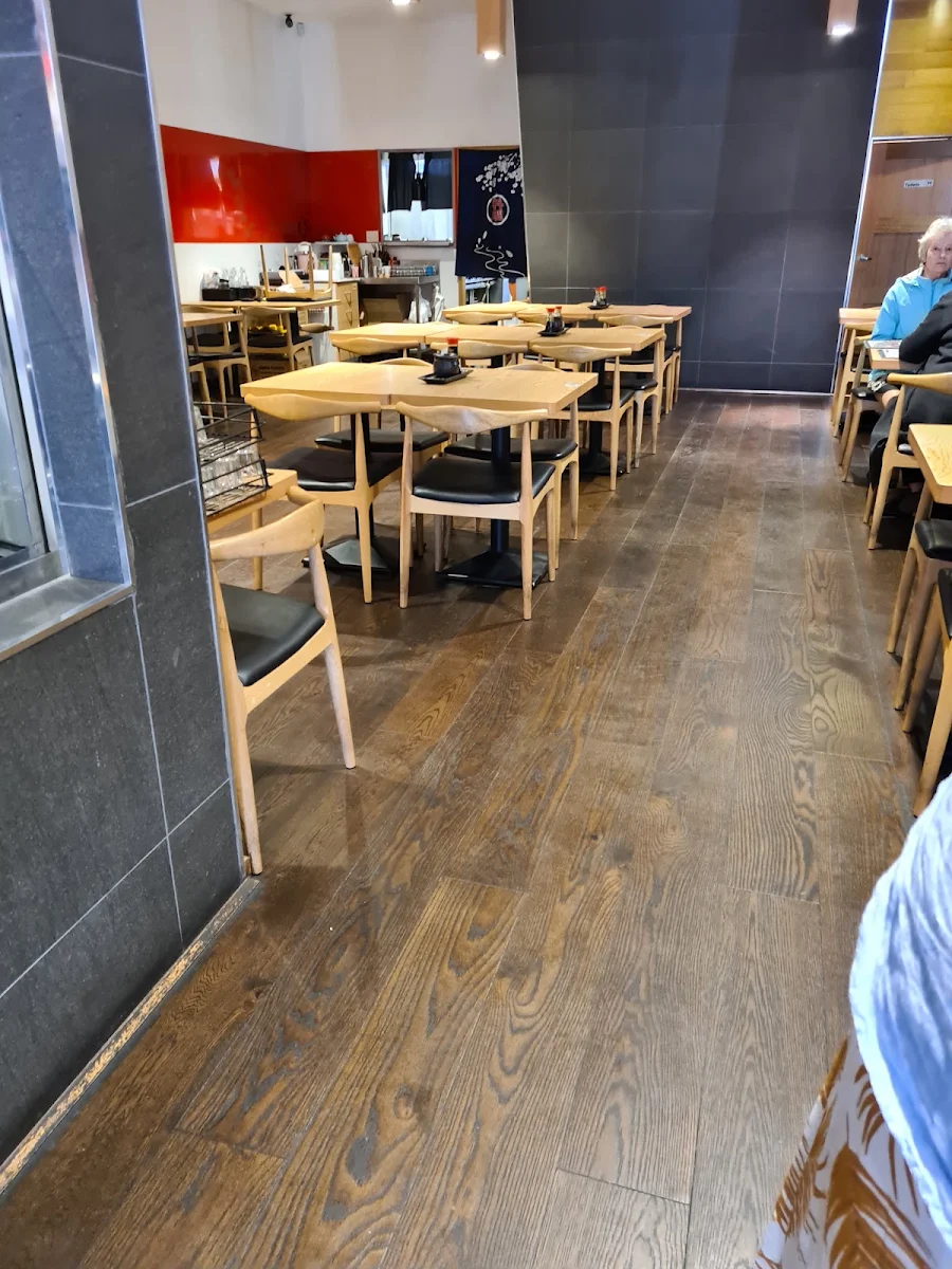 Vibe, JJ Sushi
