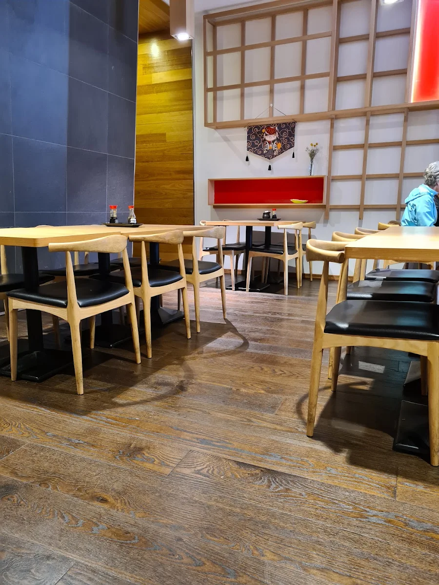 Vibe, JJ Sushi