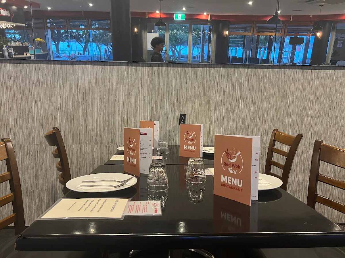 Vibe, Red Wok Thai