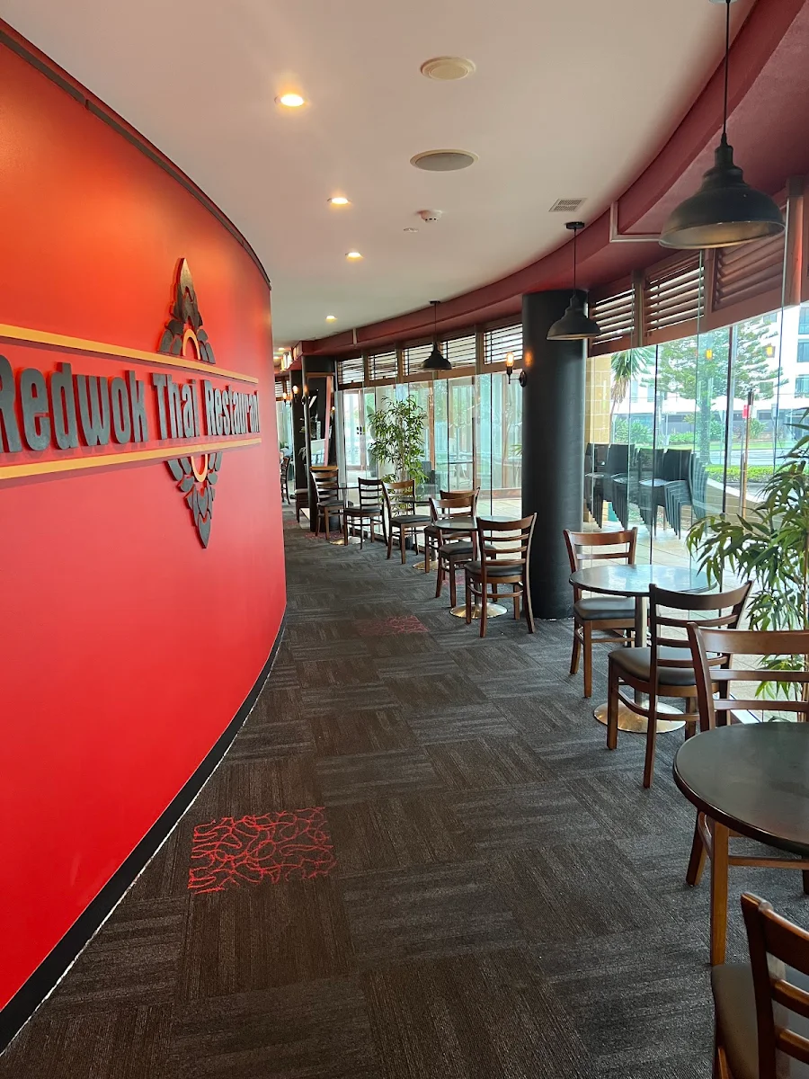 Vibe, Red Wok Thai