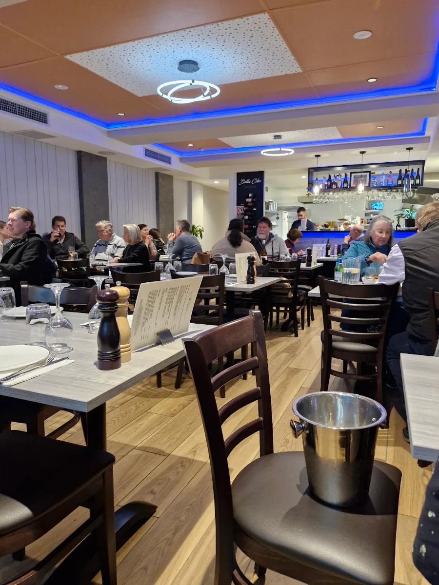 Vibe, Bella Cibo Italiano, Newport