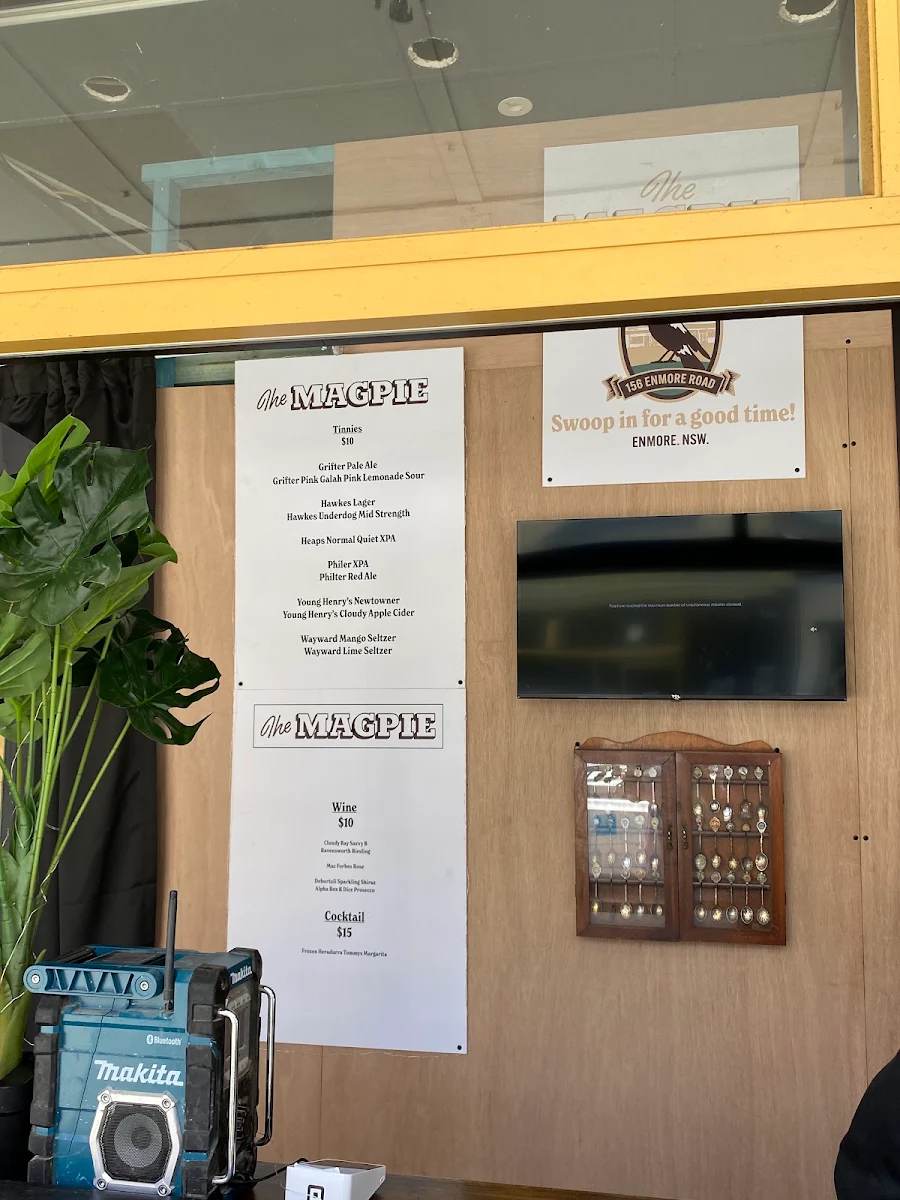 Menu, The Magpie - Sports Bar & Pub Enmore