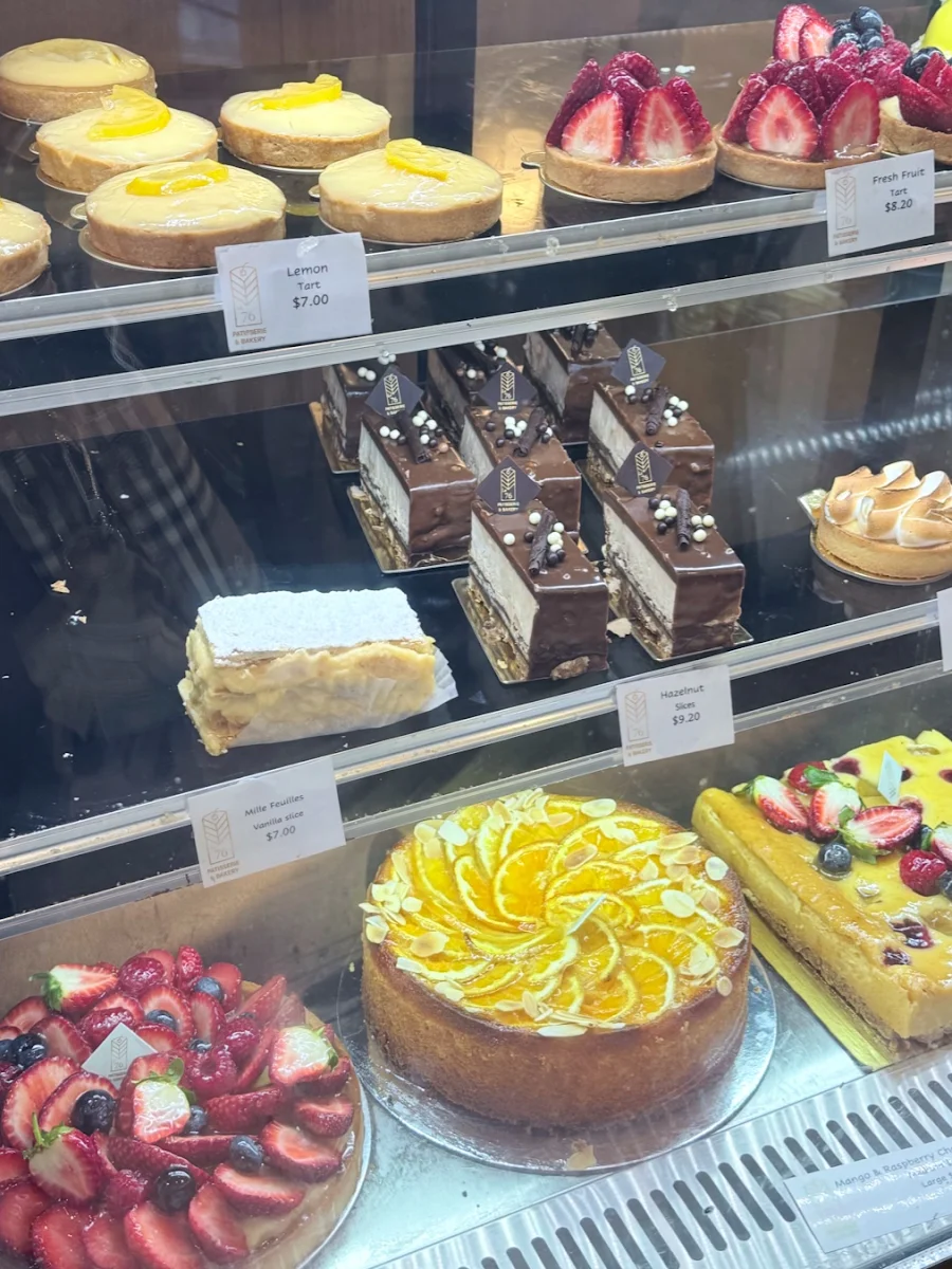 Vibe, Le 76 patisserie & Bakery
