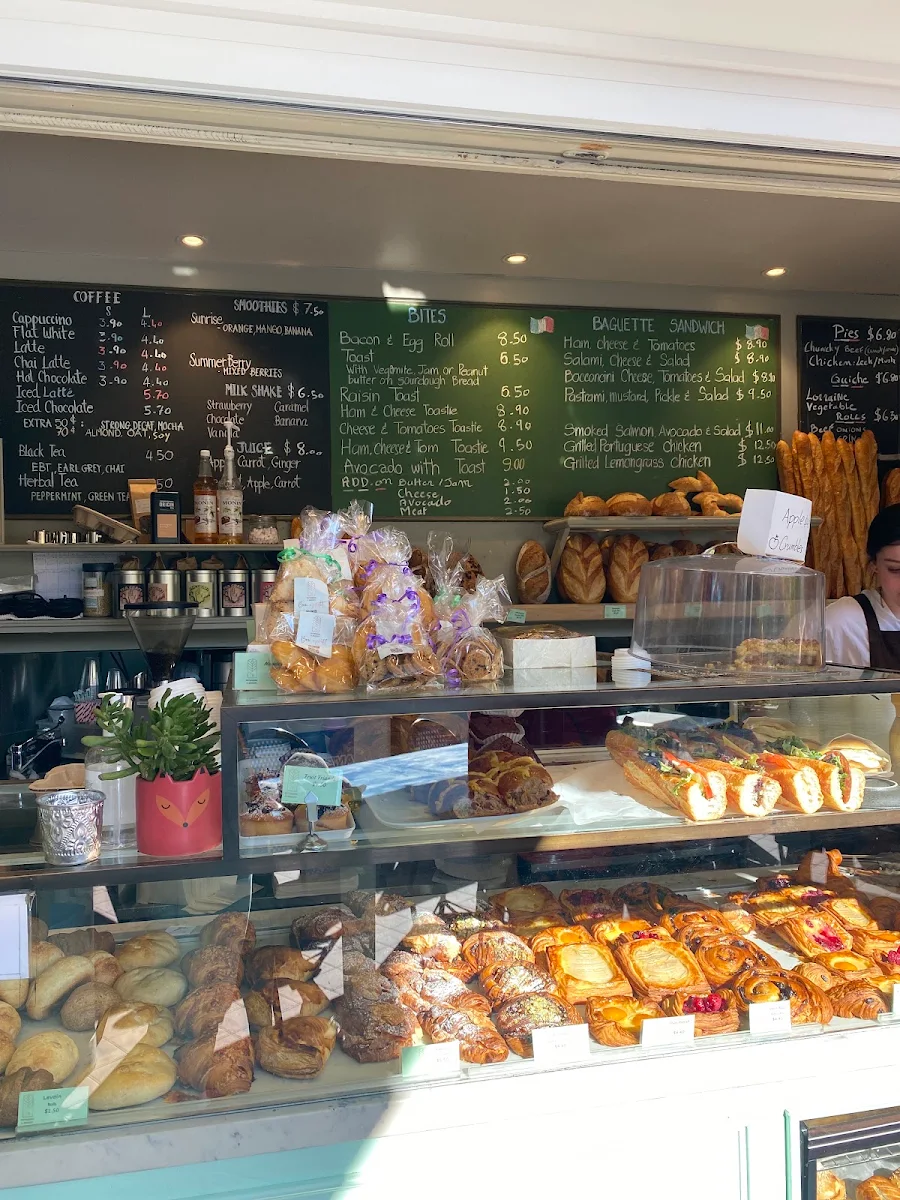 Vibe, Le 76 patisserie & Bakery