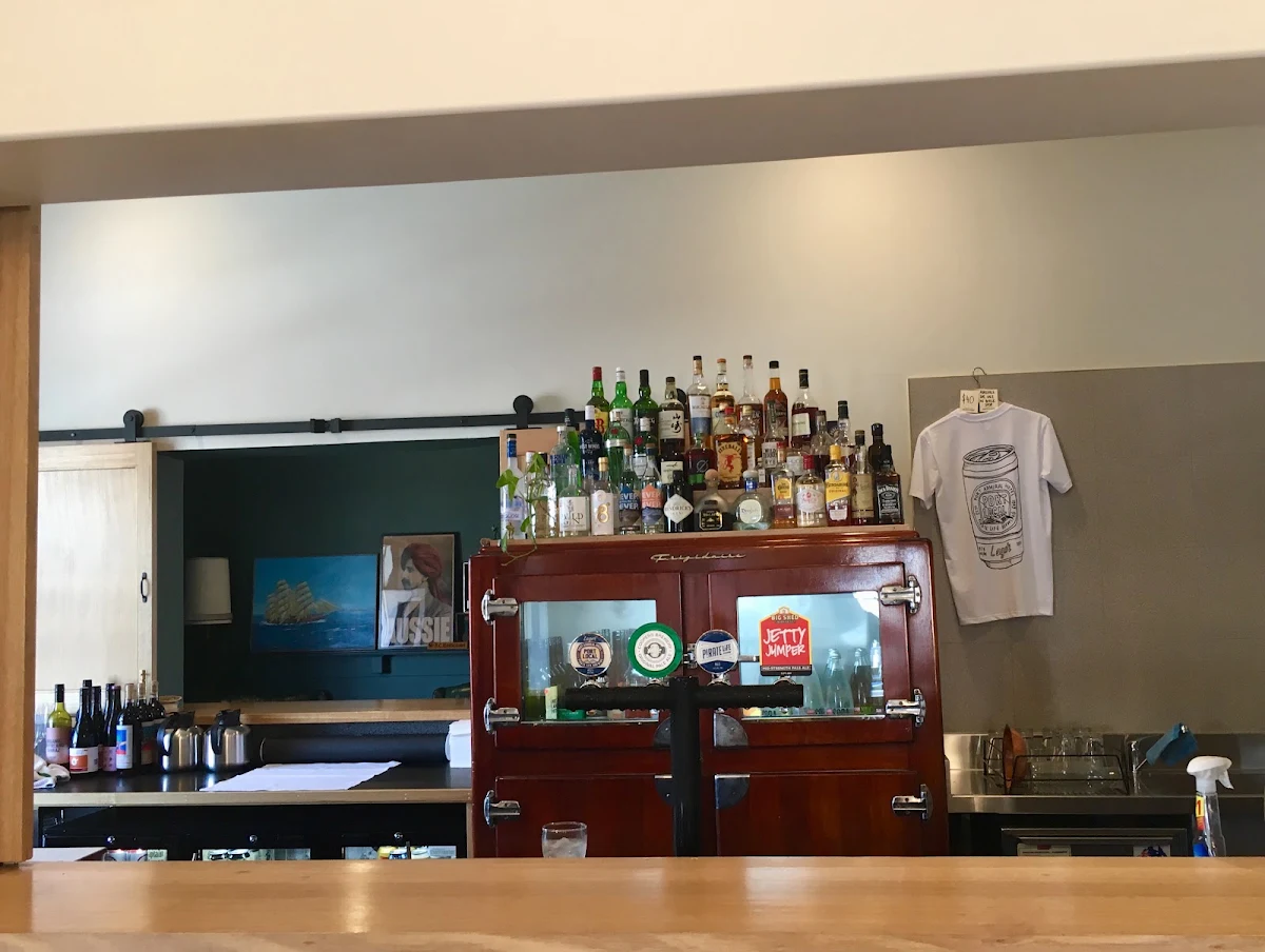 Vibe, Port Admiral Hotel