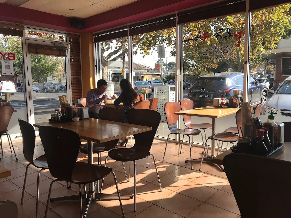 Vibe, Pho Tam Vietnamese Restaurant