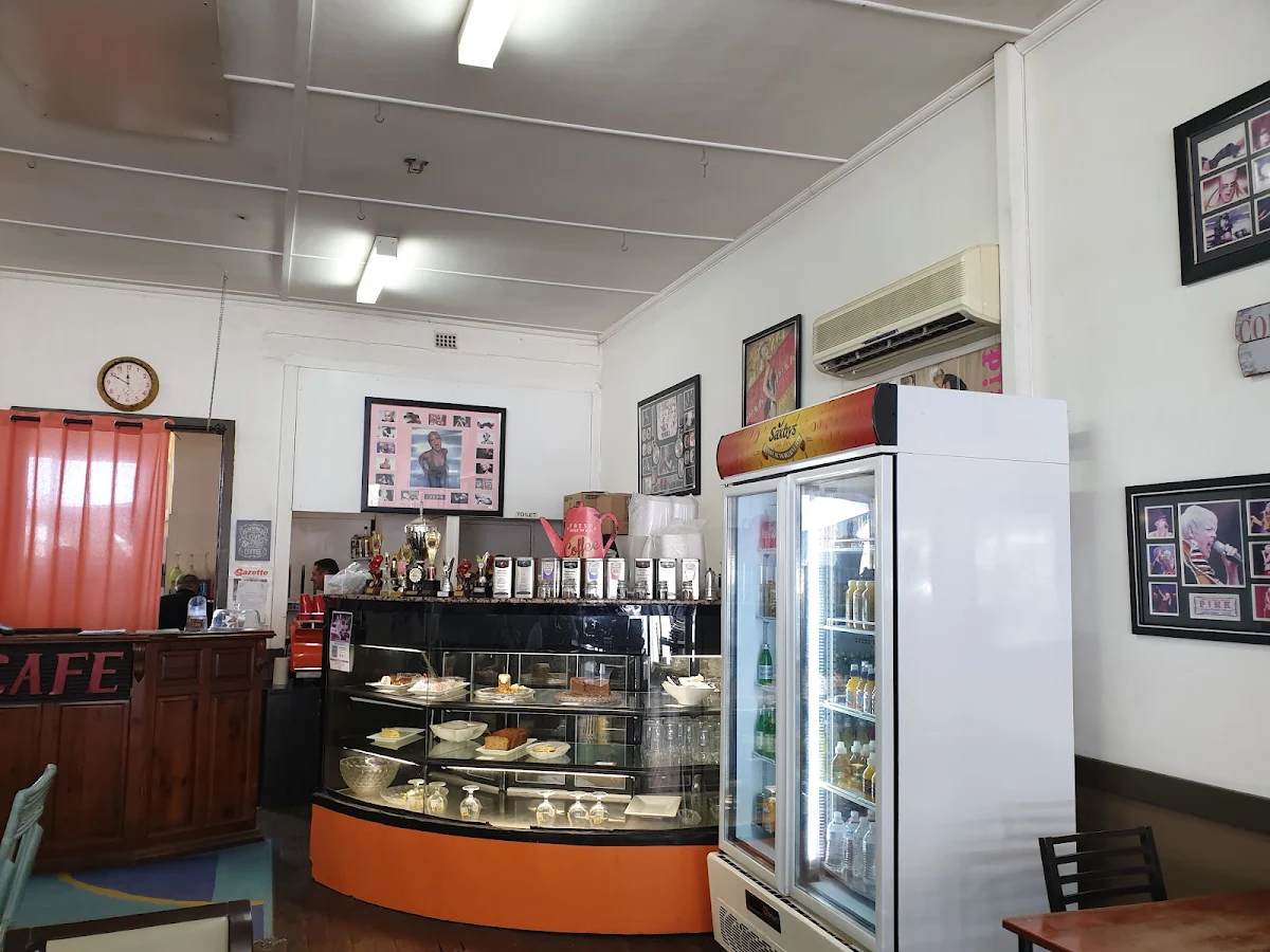 Vibe, A Classy Cafe & Espresso Bar