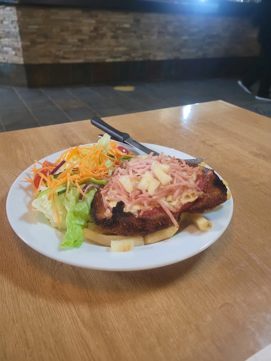 Food & drink, Burren Junction Hotel