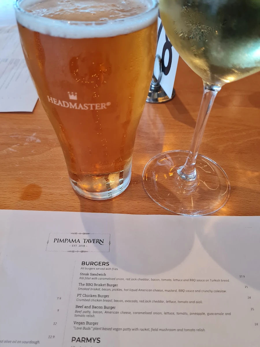 Menu, Pimpama Tavern