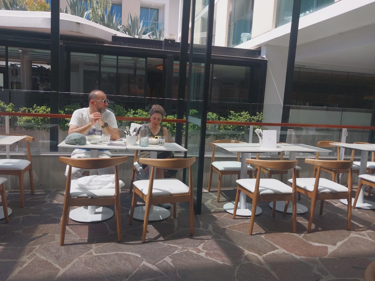 Vibe, Shila Kitchen Bondi
