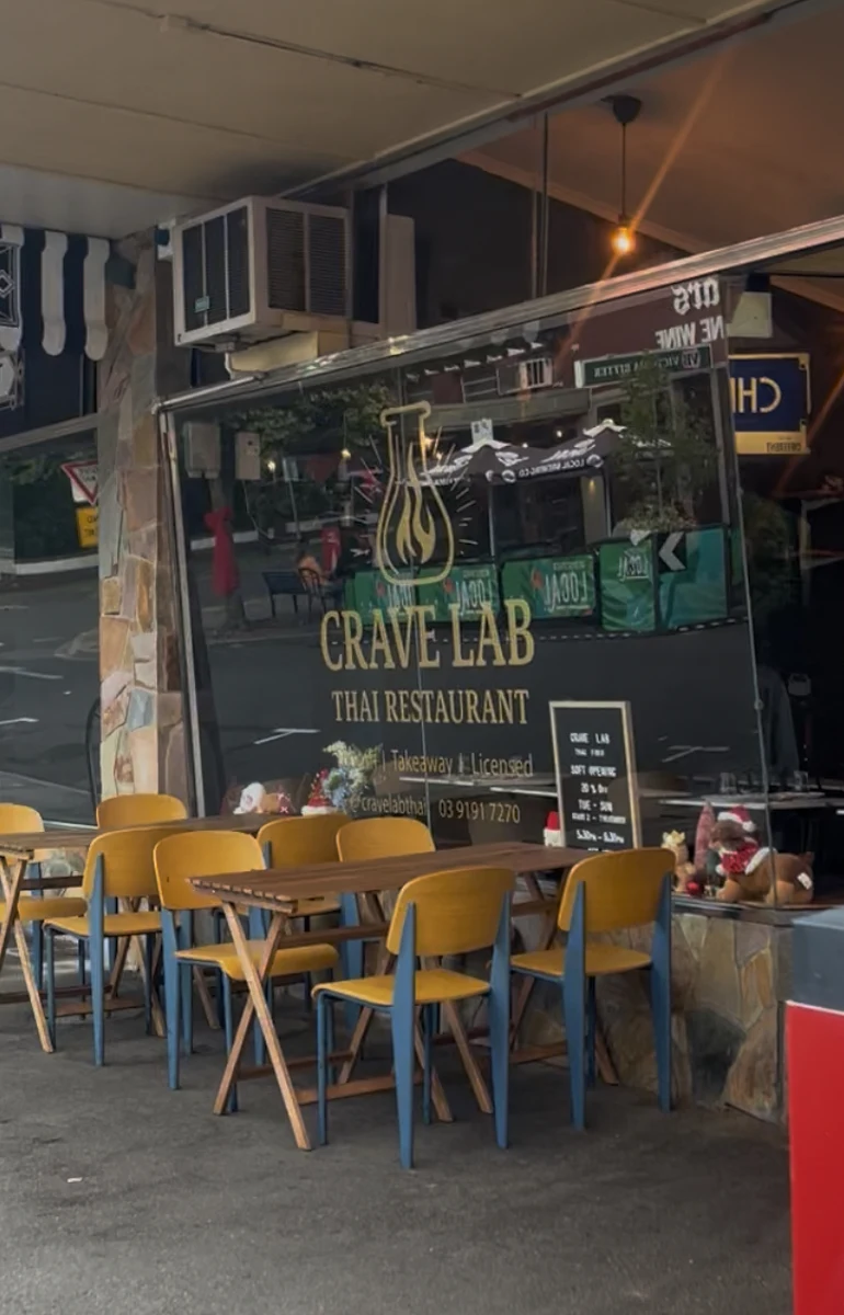 Vibe, Crave Lab Thai Restaurant