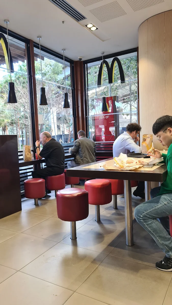 Vibe, McDonald's Darling Quarter