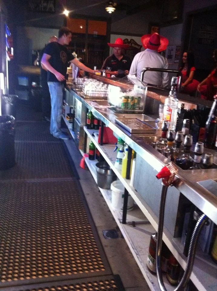 Vibe, Queenslander Hotel