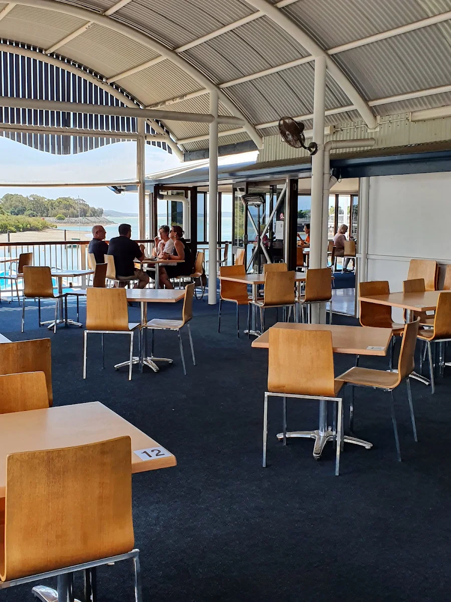 Vibe, Gladstone Yacht Club