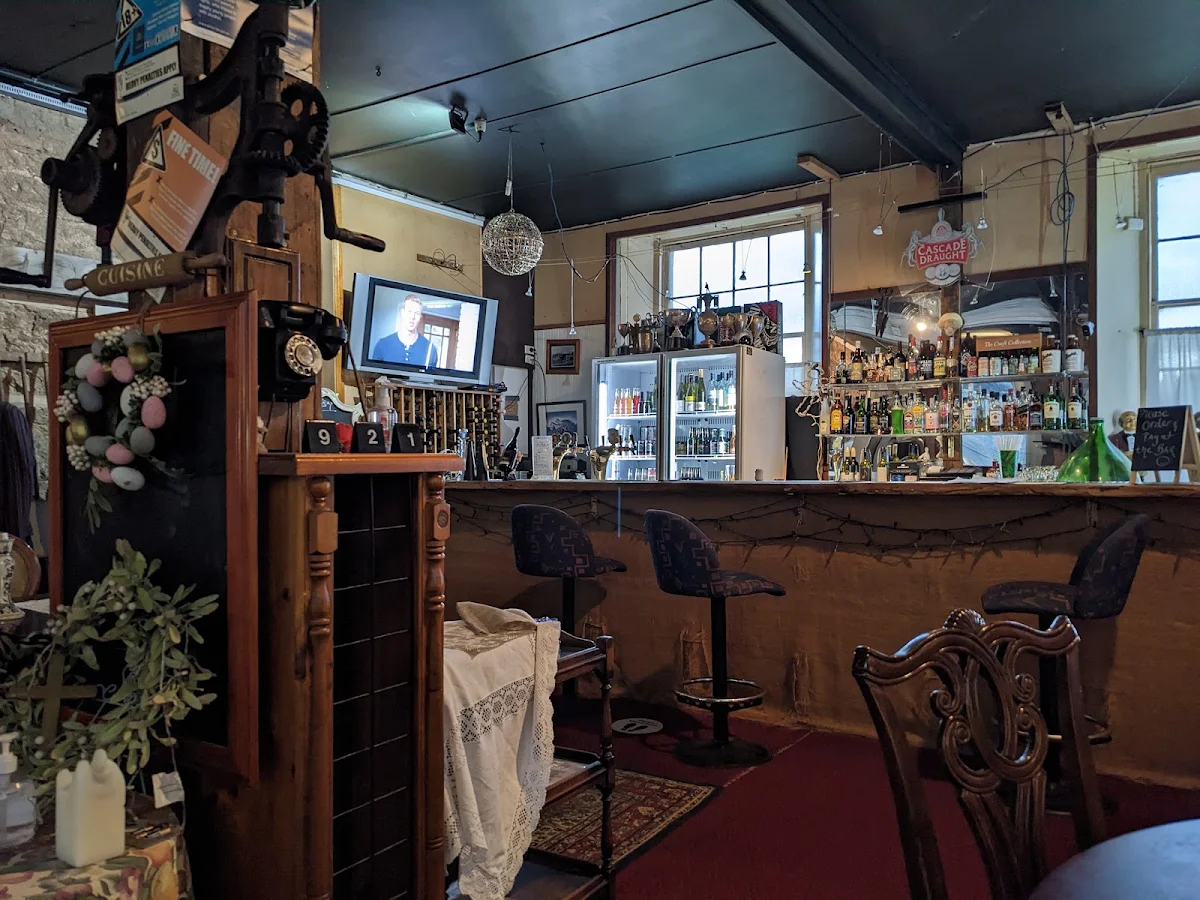 Vibe, Hamilton Inn Cafe and Accommodation