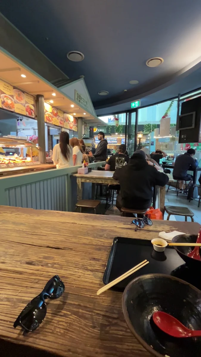 Vibe, Oiden Bowl Bar