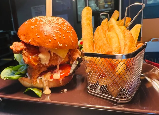 Food & drink, Fare Square