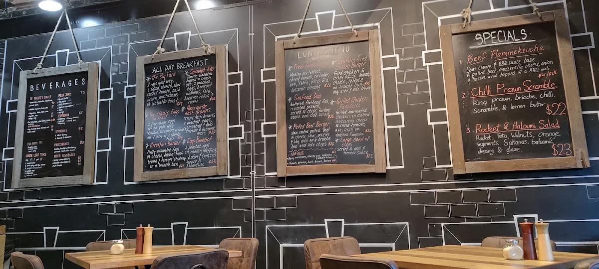 Menu, Fare Square