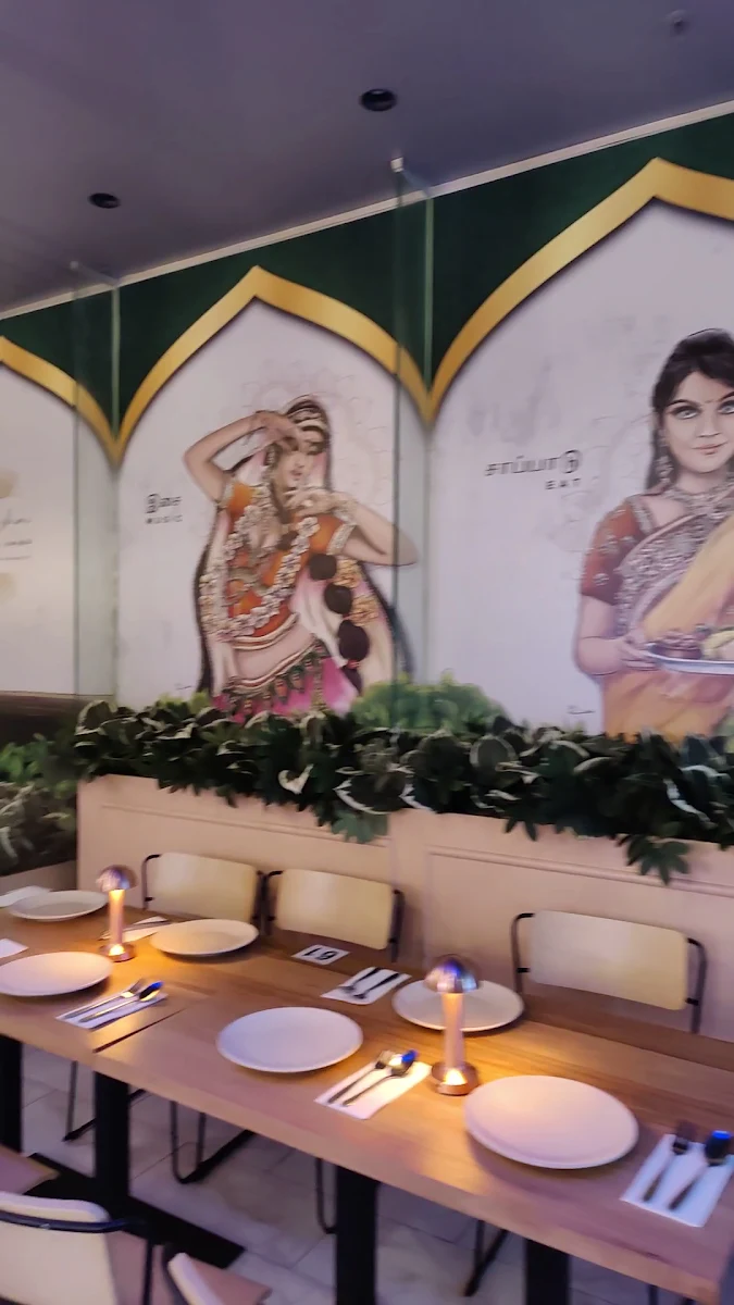 Vibe, Villas Restaurant & Bar