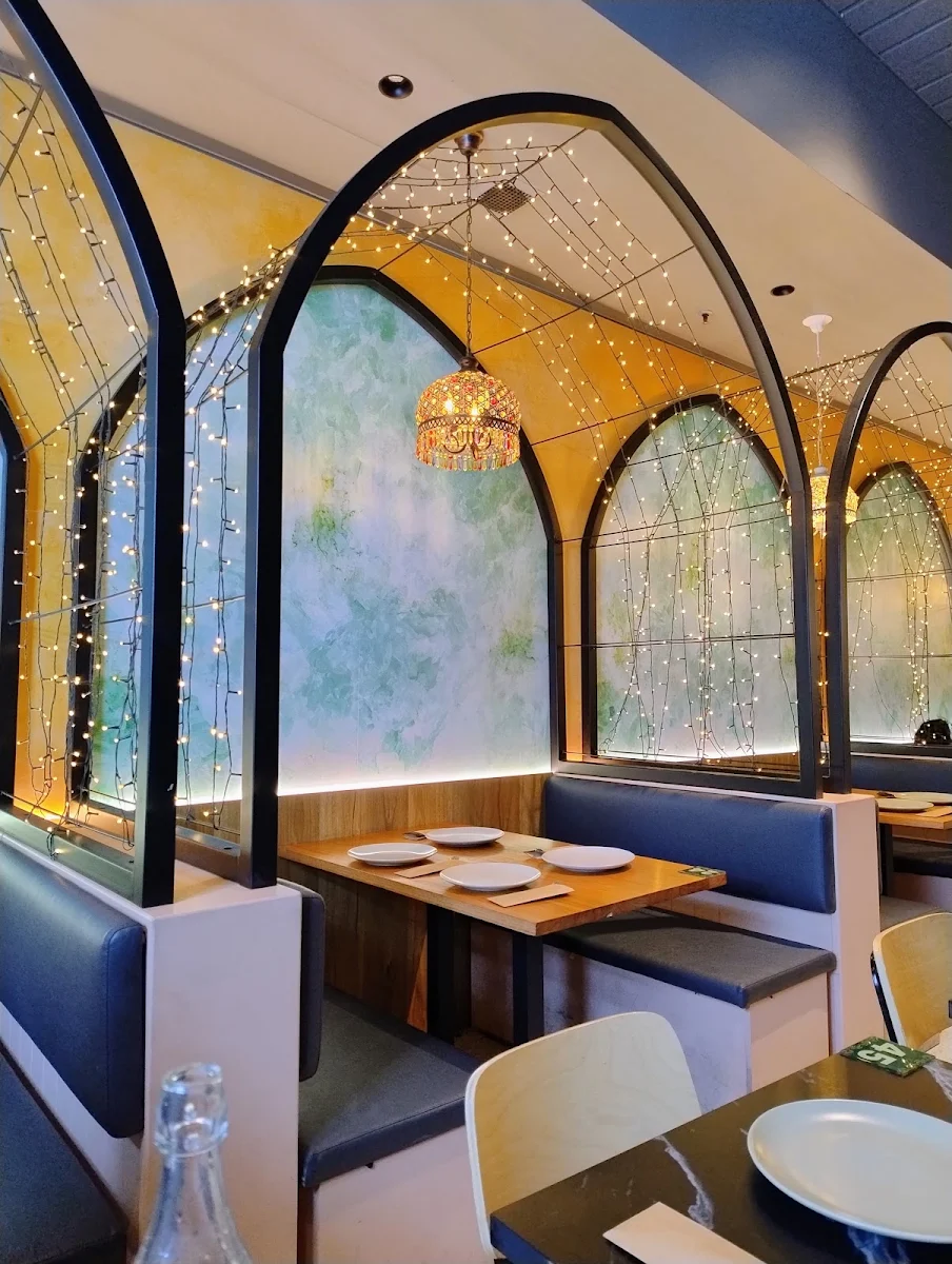 Vibe, Villas Restaurant & Bar