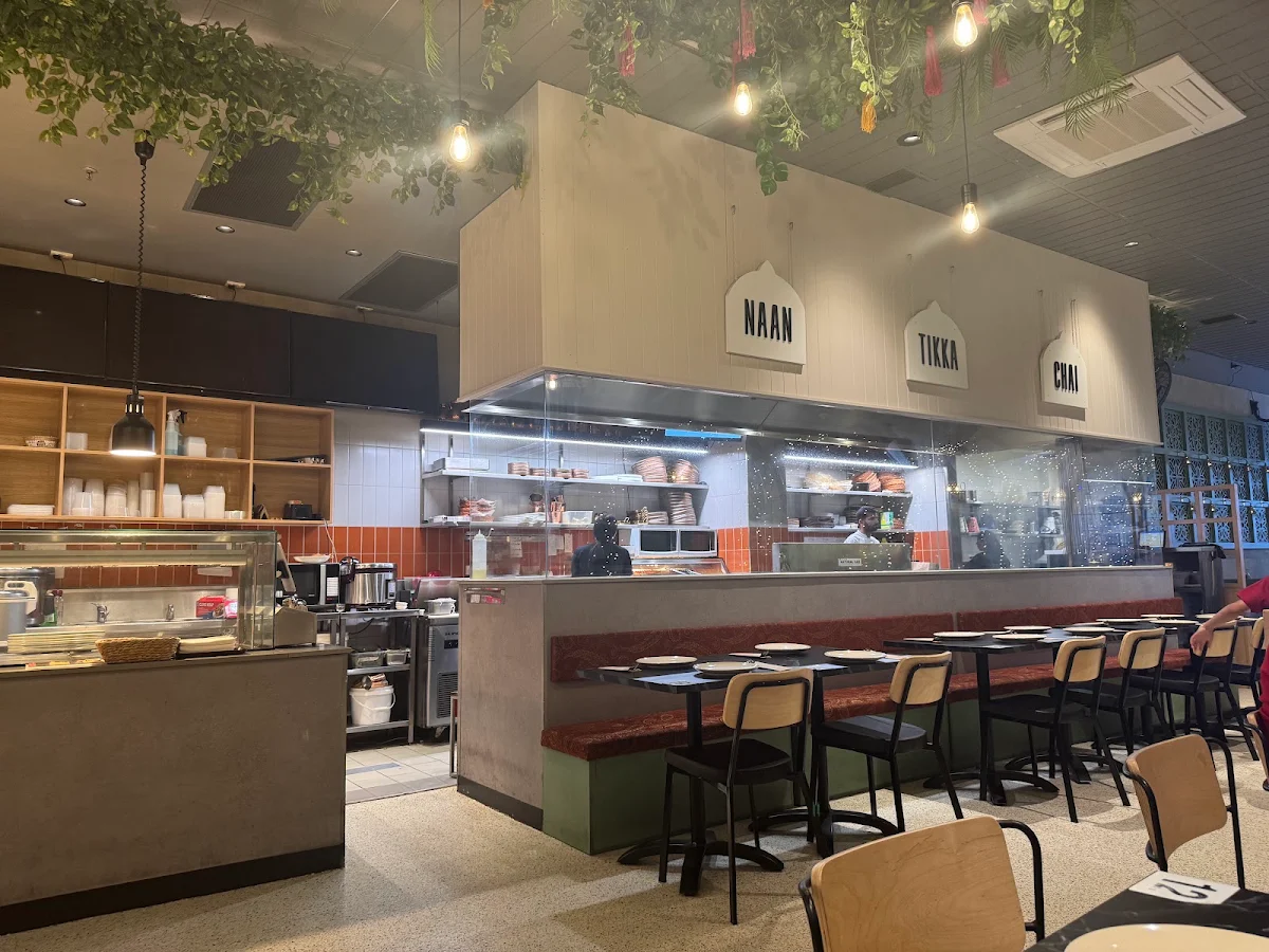 Vibe, Villas Restaurant & Bar