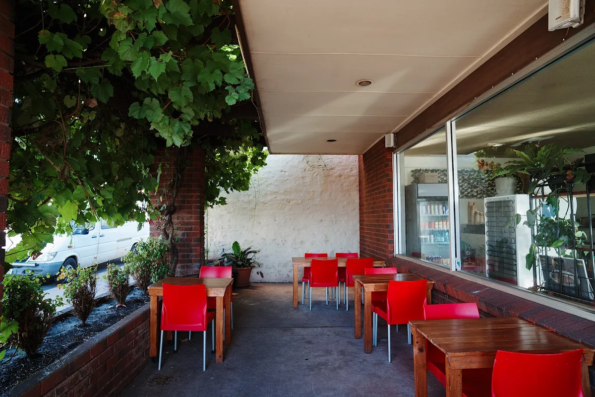Vibe, Blended Cafe