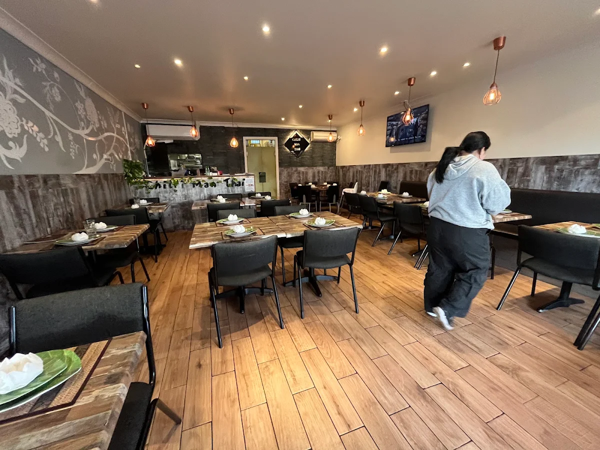 Vibe, Chili Man Thai