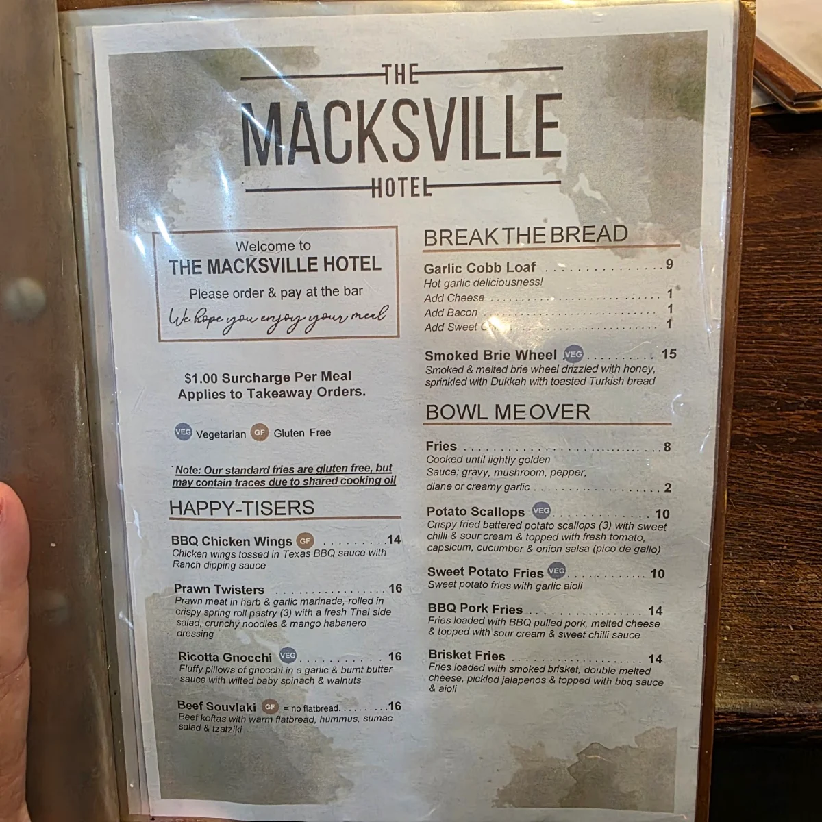 Menu, Macksville Hotel accomodation