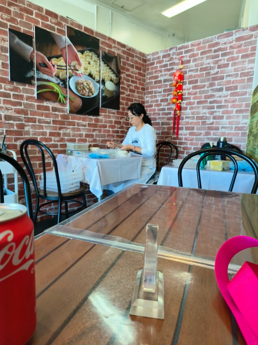 Vibe, Tiger Dumpling House Waikiki