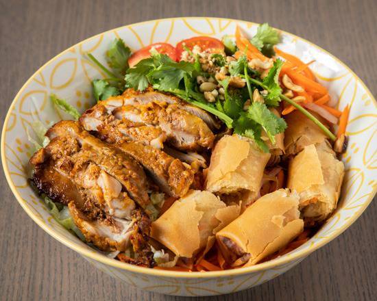 Grill Chicken Noodle Salad