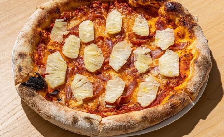 Hawaiian Pizza