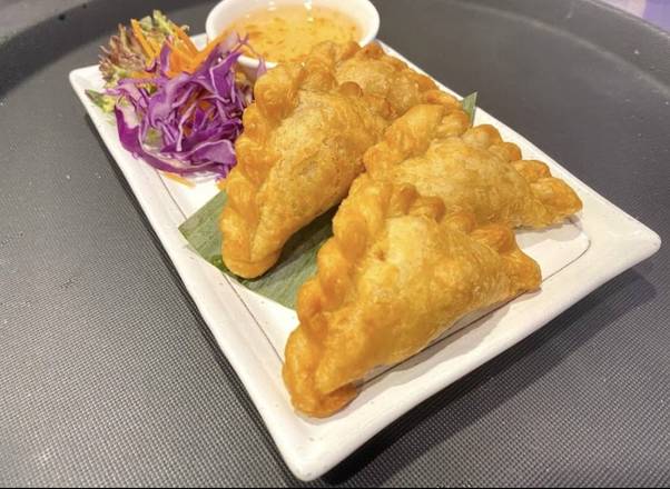 Curry Puff (4pc)