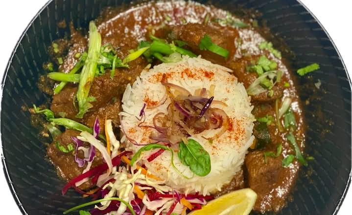 Nepalese Nepalese Boneless Goat Curry & Rice Bowl