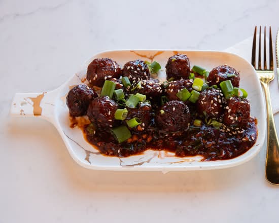Veg Manchurian (Dry/Gravy)
