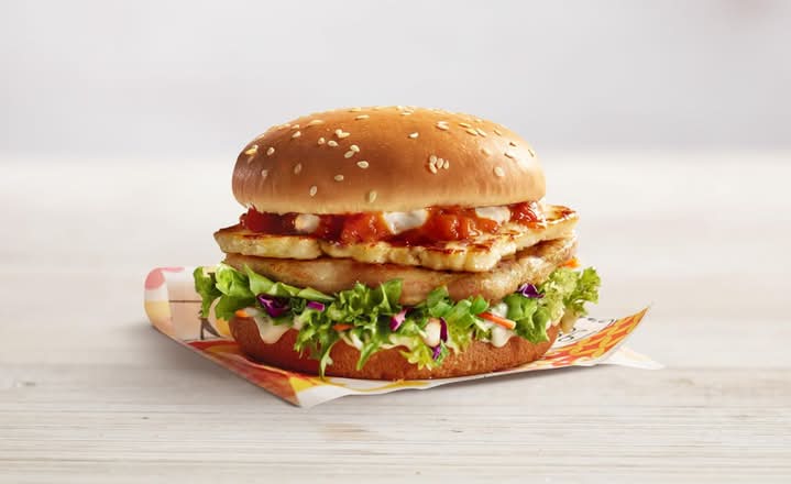 Halloumi & Chicken Burger