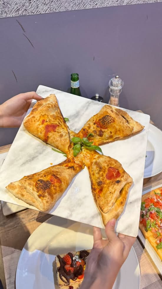 Calzone Pizza