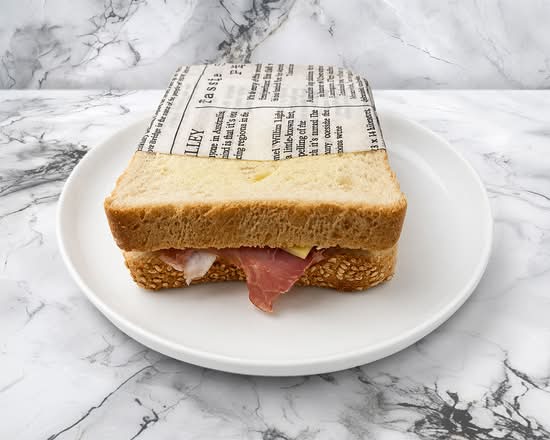 Ham, Cheese and Tomato Relish Toastie