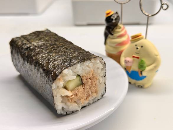 Cooked Tuna Cucumber Roll