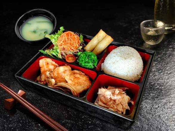 Salmon Bento (A)