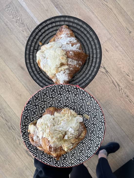 Almond Croissant