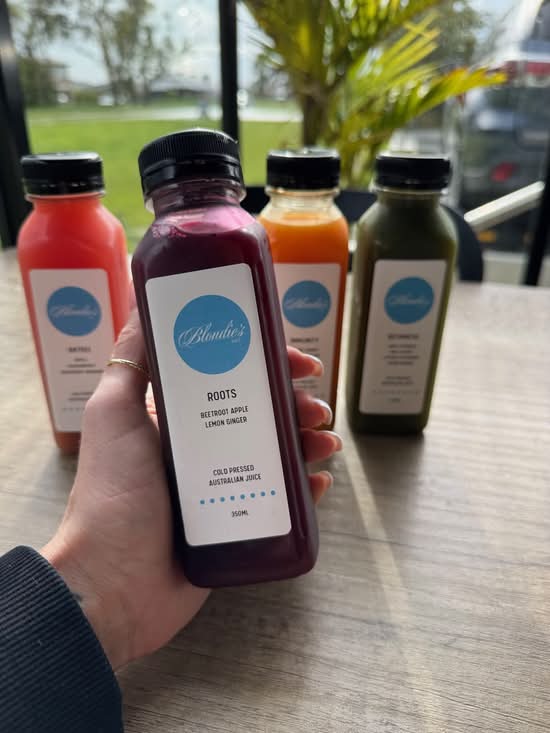 Roots - cold pressed juice