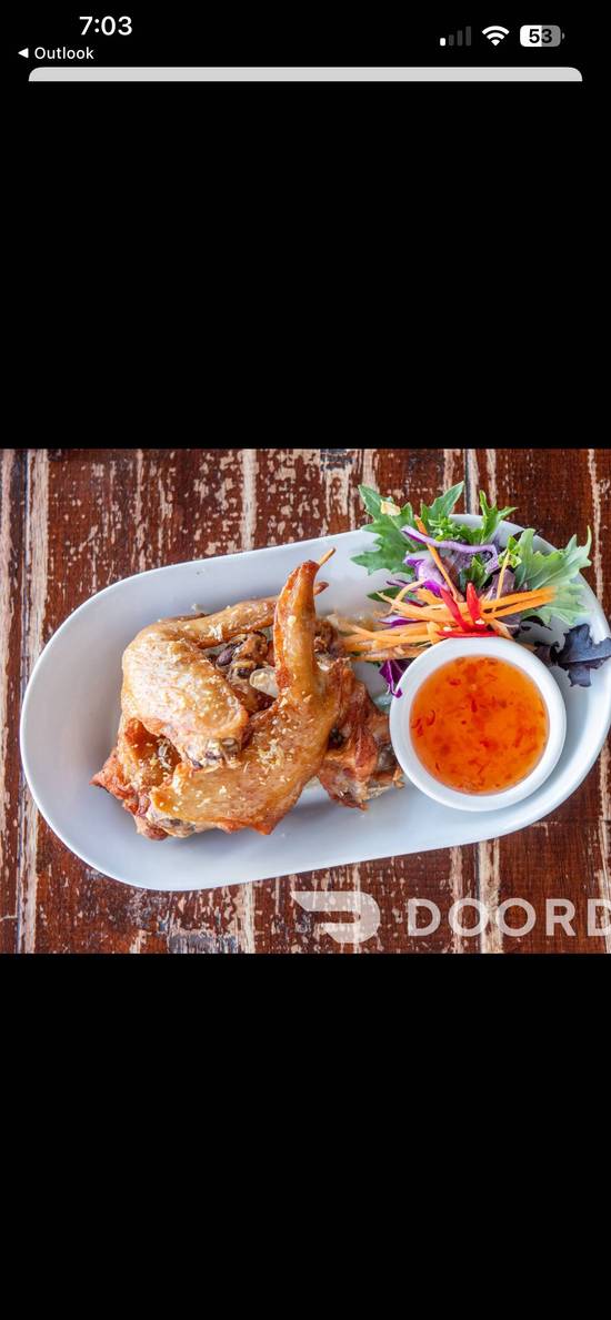 Deep Fried Chicken Wings