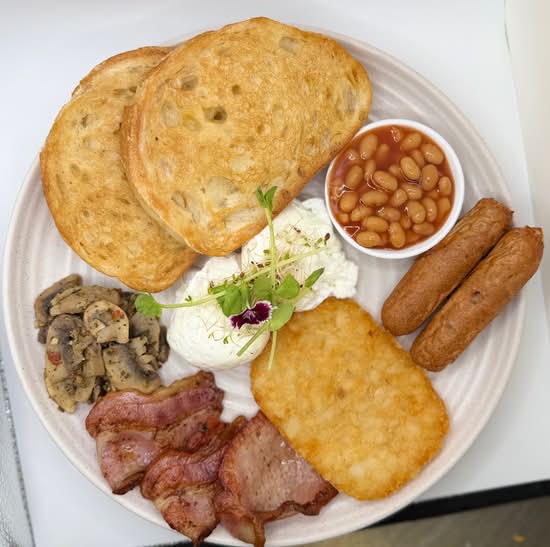 R&G Big Brekkie