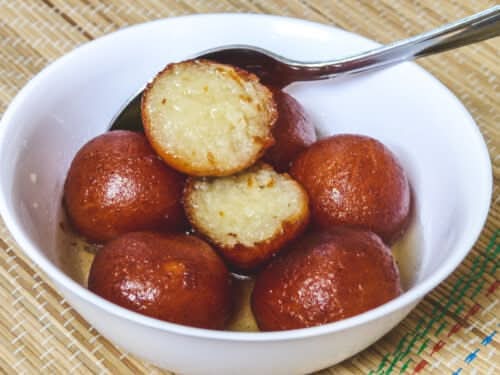 Soft & Juicy Gulab Jamun 🟢