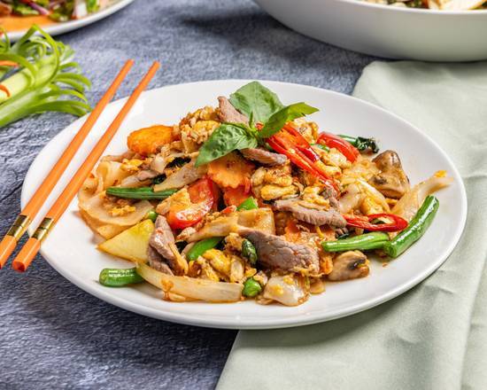 Pad Kee Mao Stir Fry Noodle
