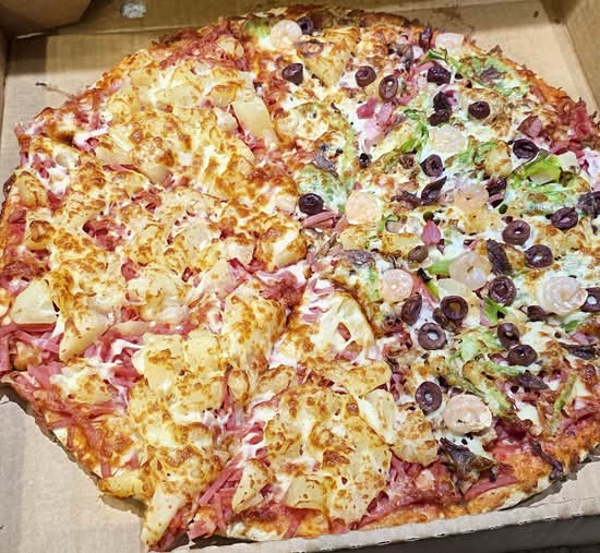 Hawaiian Pizza