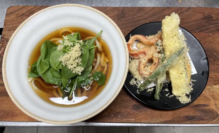 Vegetable Tempura Udon Noodles (V)