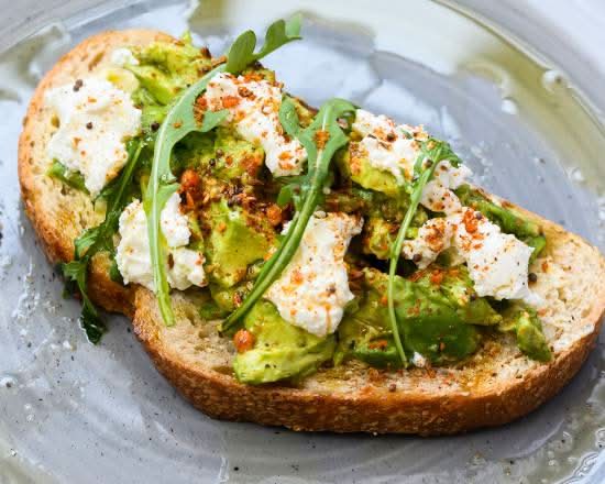 Smashed Avocado (V)