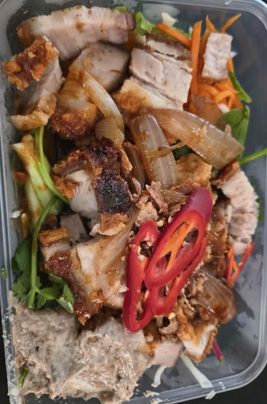 Crispy Pork Salad Bowl