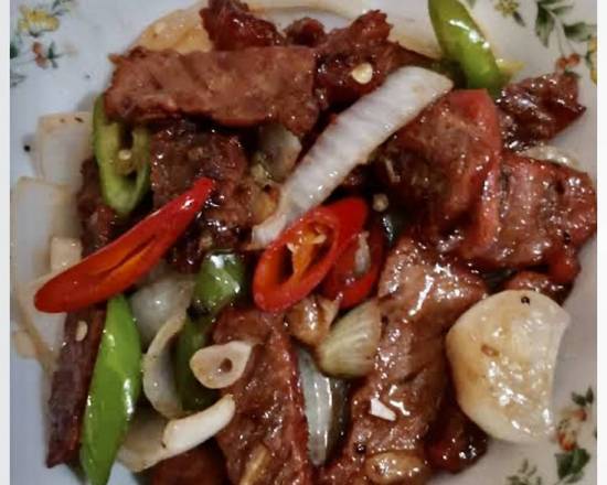 Sizzling Beef spicy BBQ  sauce with Vegetables
